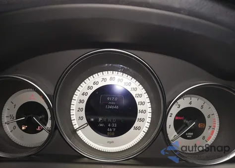 2013 Mercedes-Benz C 300 Sport 4Matic z USA, uszkodzony, nr VIN WDDGF8AB6DA816843